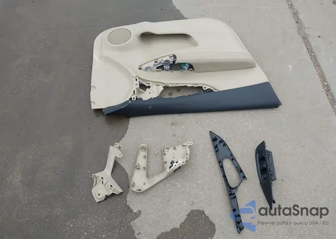 2014 Nissan Rogue Sl z USA, uszkodzony, nr VIN 5N1AT2MT5EC852809